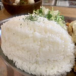キッチン あずま - ごはん山盛り４００グラム♡
