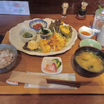 Gohan Shokudou Kiriya - 桐家のおばんざい定食