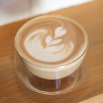 コーヒースタンド ポレポレ - ２０２３年１月再訪：カフェラテ☆