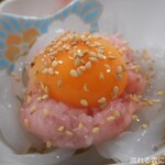湯屋わたや - ネギトロとイカのユッケ風