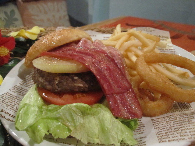 料理メニュー Burger Shop H S Healty And Smile 恩納村 ハンバーガー 食べログ