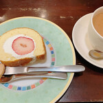 森のらくだ - ロールケーキとミルクティー