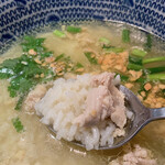 マンゴツリーキッチン パッタイ - タイ米と蒸し鶏