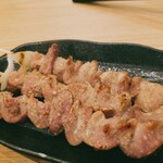 焼き鳥と蒸し料理の店 しん吉 - やきとり