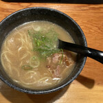 Torikizoku - とり白湯めん（350円）