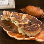 おばんざい居酒屋 くれは - 特製焼きギョーザ