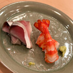 木挽町 とも樹 - 左がサバ、右が車海老です