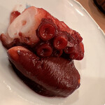 木挽町 とも樹 - 佐島のタコの桜煮です