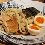 本田麺業 - 醤油　自家製手揉みつけ麺　上　1,400円