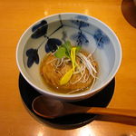 Sushi Gom Pachi - 四 桜エビのひろうす 揚げ浸し