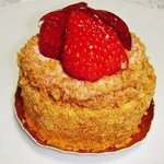 菓子工房 アントレ - 苺の生パイ　368円　（＾＾＠