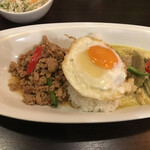 炭火焼タイ料理 THAI THAN - 