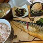 バランス食堂＆カフェ アスショク - 本日のお魚プレート この日は鯖の幽庵焼き