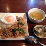 アジア食堂 ココナッツ - 