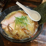 194714526 - 鶏濃麺（醤油）850円