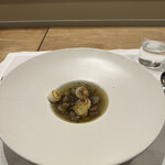 シャントレル - ❽牛蒡、ネギ、トリュフのスープ。