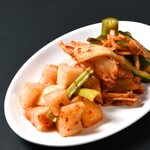 Assorted kimchi (half)