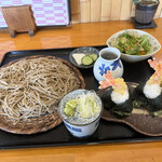 蕎麦きり つちのこ - 料理写真:エビ天むすランチ