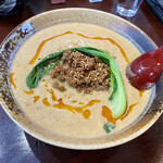 金ゴマ たんたんたん麺 樂 - 
