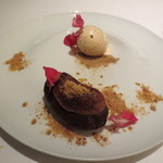 フロリレージュ - デザートはクレームビリュレとエクレアです。