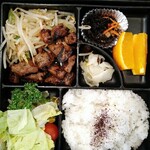 まるはち - ステーキ弁当