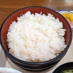 丸金餃子 - おひつご飯（茶碗３杯分以上）♪