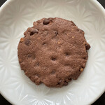 ステラおばさんのクッキー - ダブルチョコナッツ。コク深いクッキー。