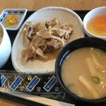 菖蒲のごはん屋さん - 朝定食 (豚皿)／550円