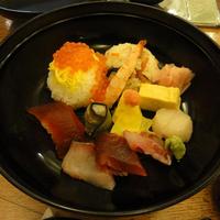 寿々家 岩槻本店 - 海鮮丼の内容は本文に