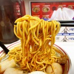 蒙古タンメン中本 - 北極あんかけ　麺リフト