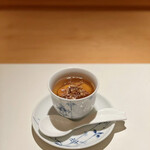 みえ田 - 海老のビスクのスフレと塩水ウニ