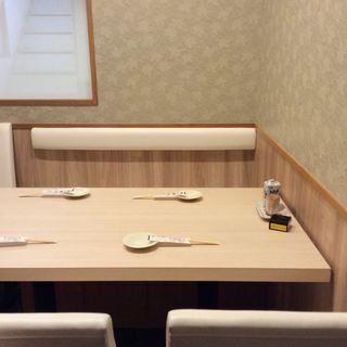 品良く落ち着いた個室は接待にもご利用いただけます。