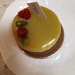 Patisserie Yu Sasage - タルト ピスターシュ