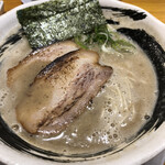 濃厚煮干とんこつラーメン 石田てっぺい - 