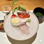 みえ田 - ヒラメと紅鮭の刺身