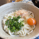 讃岐饂飩 恩家 - 釜玉うどん大！650円