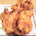 きゃべとんラーメン - セットのからあげ