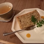 KOTI - 紅茶のシフォンケーキ、柚子ティー