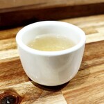 本気製麺 - 最初に飲む昆布茶
