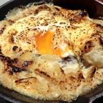 薪焼きイタリアン FIREPIT - 椎茸とショートパスタのグラタン（３人前；卵を崩して）