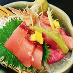 居酒屋 喜八 - はがつお刺身 税込950円