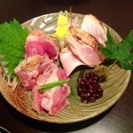 喜和美家 - Ｈ25.06　宮崎産赤鶏のタタキ