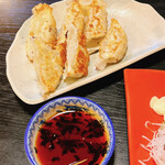 居酒屋 喜八 - 四万十米豚ぎょうざ 税込480円