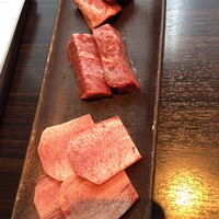 焼肉うしごろ 銀座並木通り店 - タンしゃぶ、厚切りハラミ、厳選部位