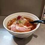 天雷軒 - 琥珀醤油ラーメン全部のせ