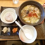 ガスト - 料理写真:塩麹と生姜の参鶏湯定食