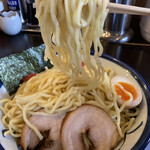 つけめん・らーめん 猫満 - 猫つけ麺の中太縮れ麺