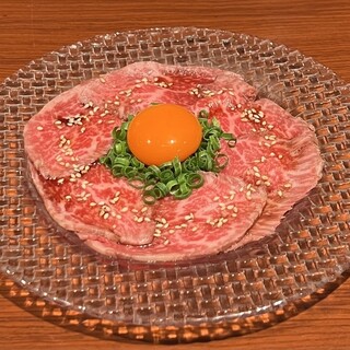 Our store is the only place where you can eat "Châteaubriand raw yukhoe"!