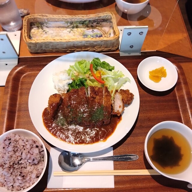 Dining Cafe Lloyd wright photo 3