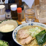 中華蕎麦 春馬 - 朝ラー（醤油）に九条ねぎTP